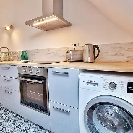 Mon Amour-chic-garage-fibre-rbnb Διαμέρισμα