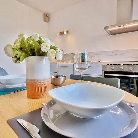 Mon Amour-chic-garage-fibre-rbnb Colmar