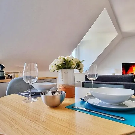 Διαμέρισμα Mon Amour-chic-garage-fibre-rbnb