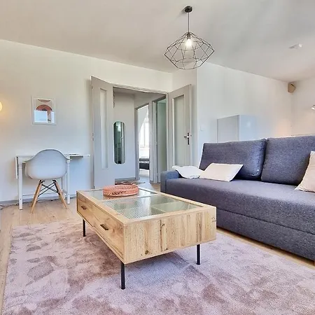 Διαμέρισμα Mon Amour-chic-garage-fibre-rbnb