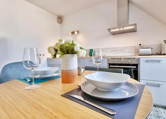 Mon Amour-chic-garage-fibre-rbnb Colmar