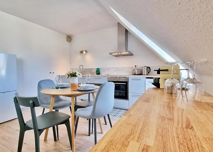 Apartman Mon Amour-chic-garage-fibre-rbnb Colmar